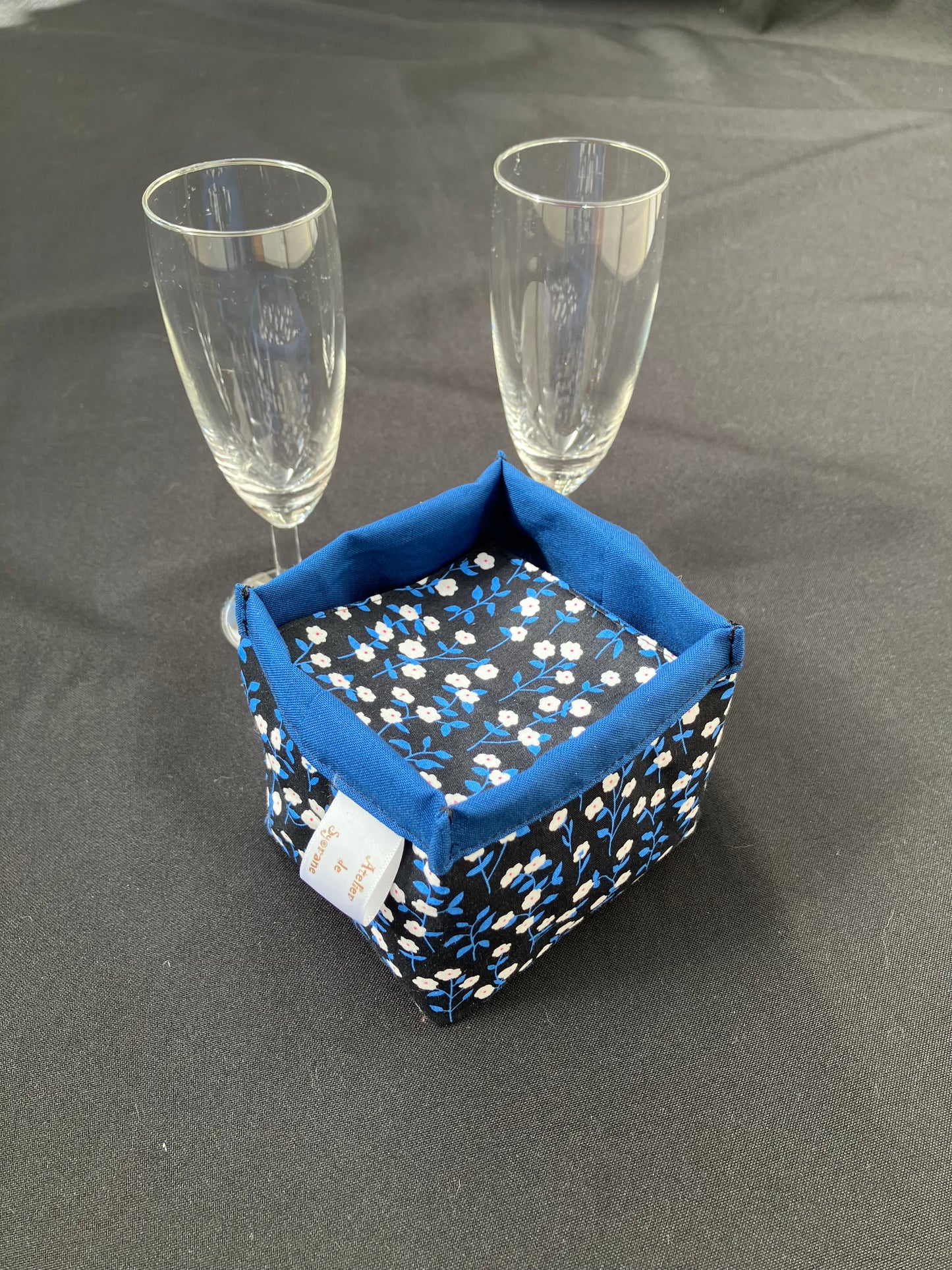 Panier de 8 petites serviettes idéal pour l'apéritif