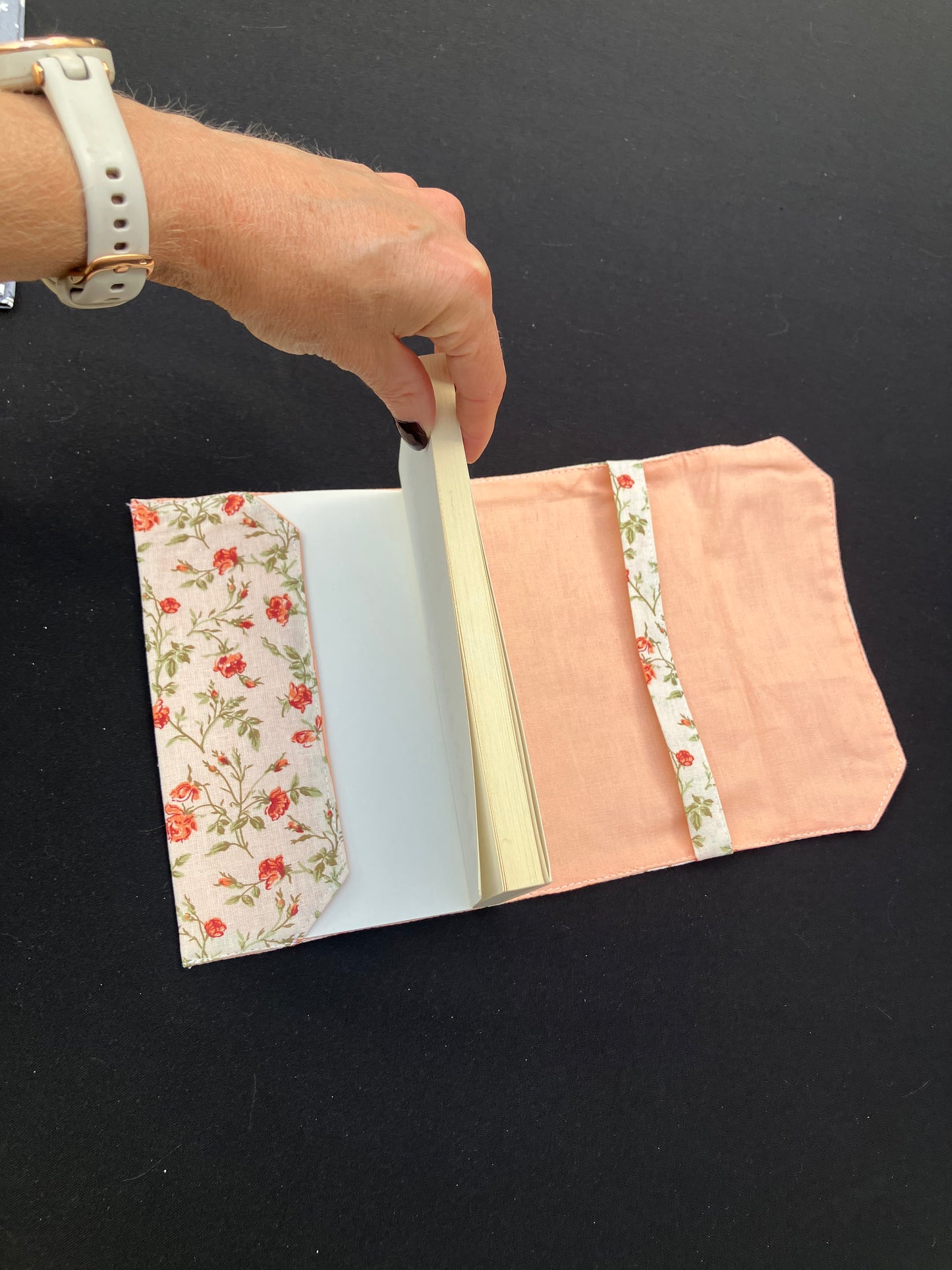 Housse pour livre de poche