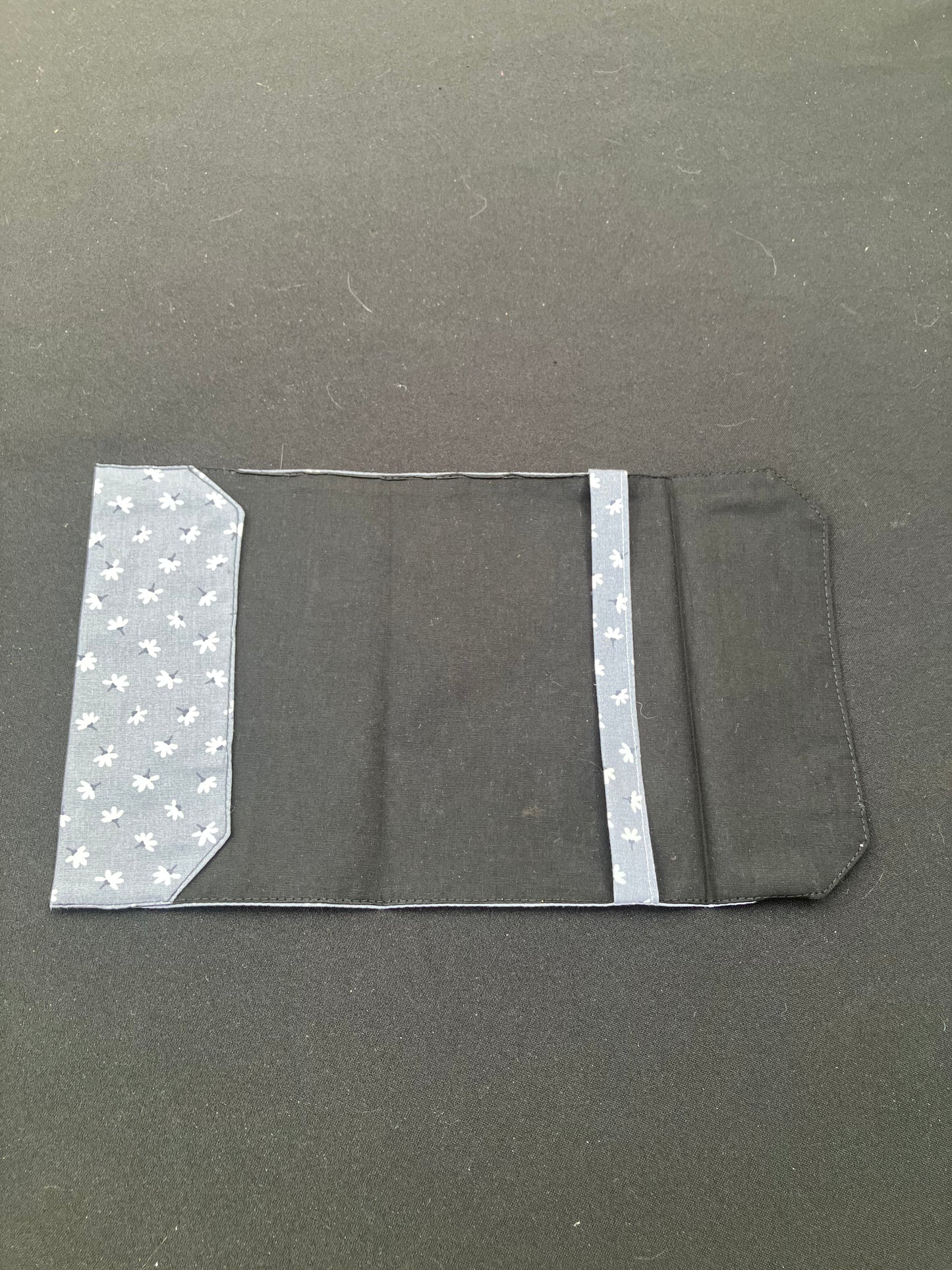 Housse pour livre de poche