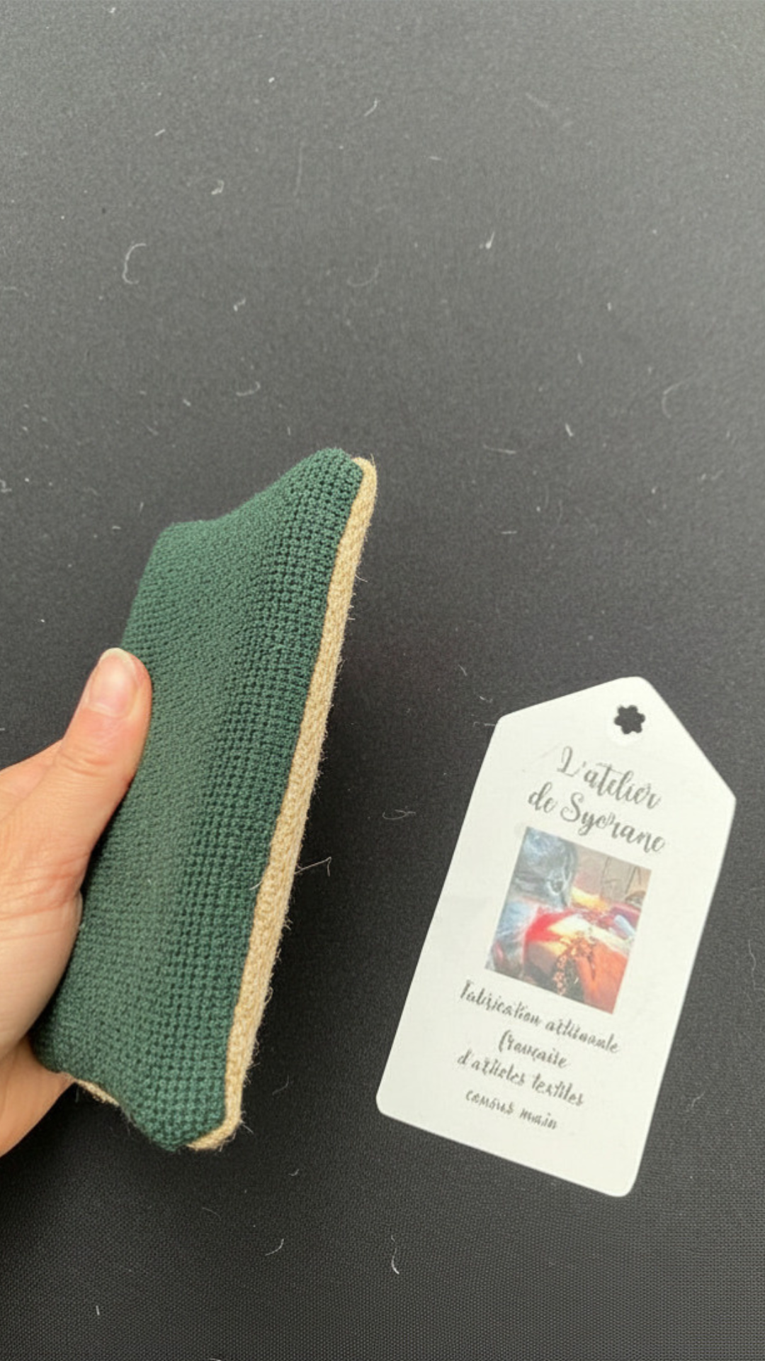 Eponge avec gratte en toile de jute