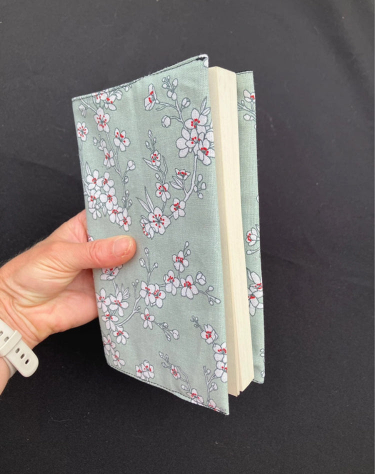 Housse pour livre de poche